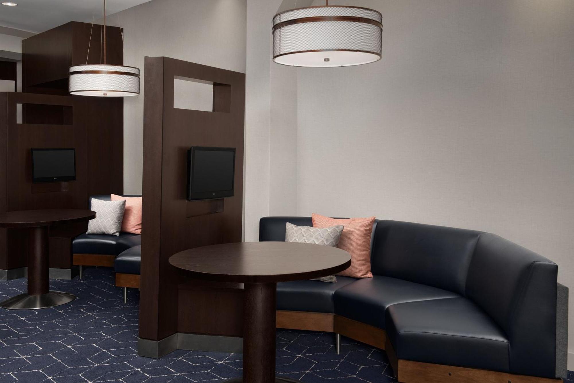 Courtyard By Marriott Syracuse Downtown At Armory Square Otel Dış mekan fotoğraf