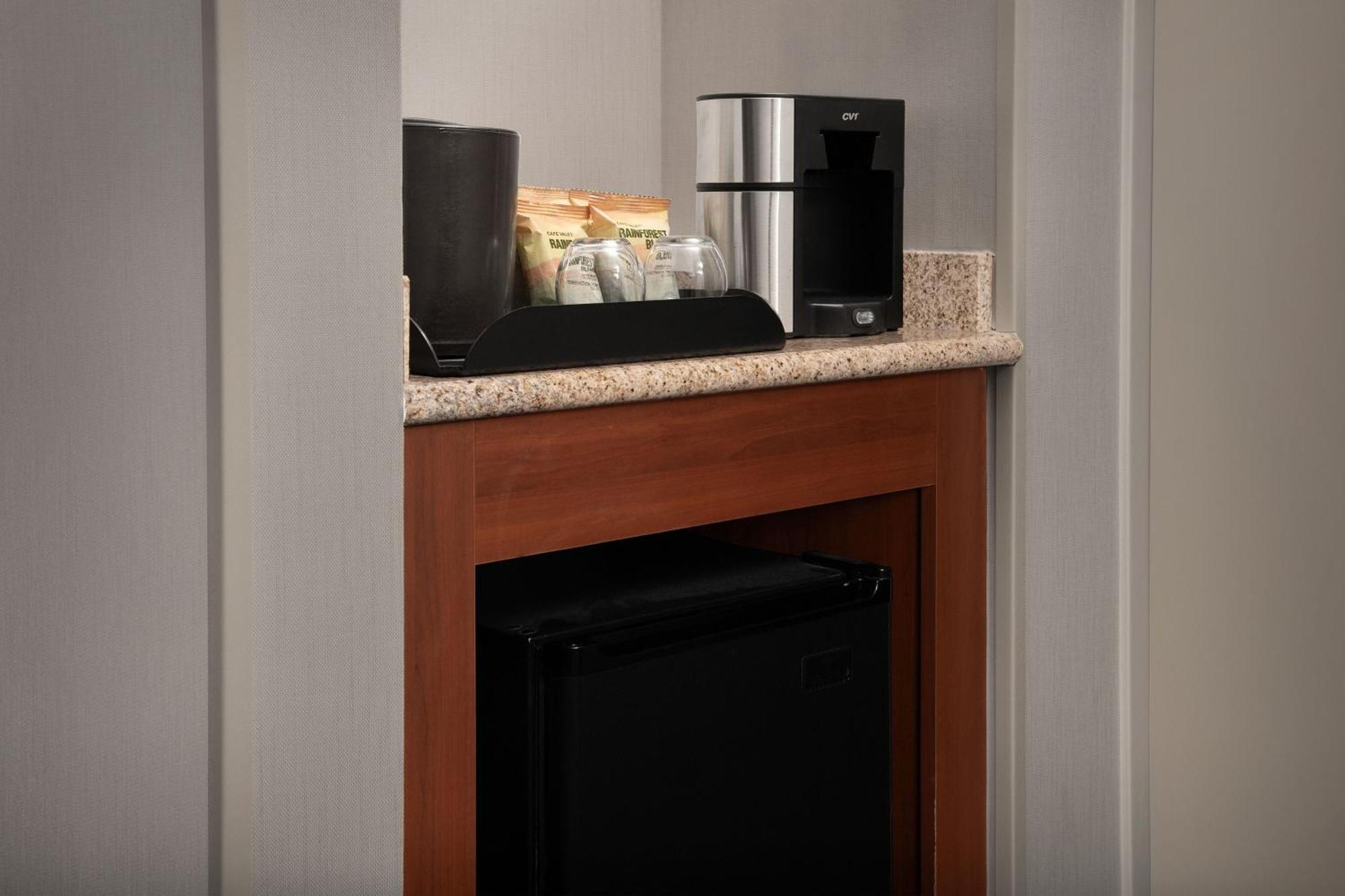 Courtyard By Marriott Syracuse Downtown At Armory Square Otel Dış mekan fotoğraf